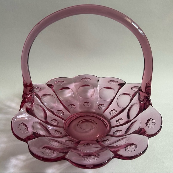 Vintage Fenton Glass Dusty Rose Reverse Stars and Sun Scalloped Edge Basket - Picture 10 of 10